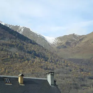 Agreable A 400 M Du Centre De Luz Luz-Saint-Sauveur